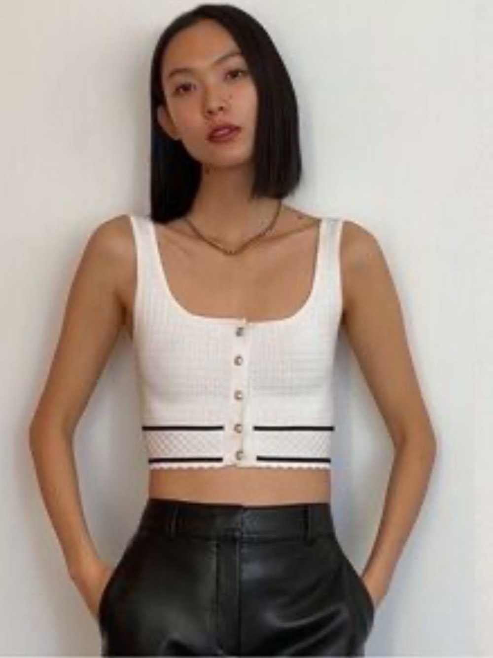 Aritzia White Cropped Ribbed Tank with Black Stripe Detail
